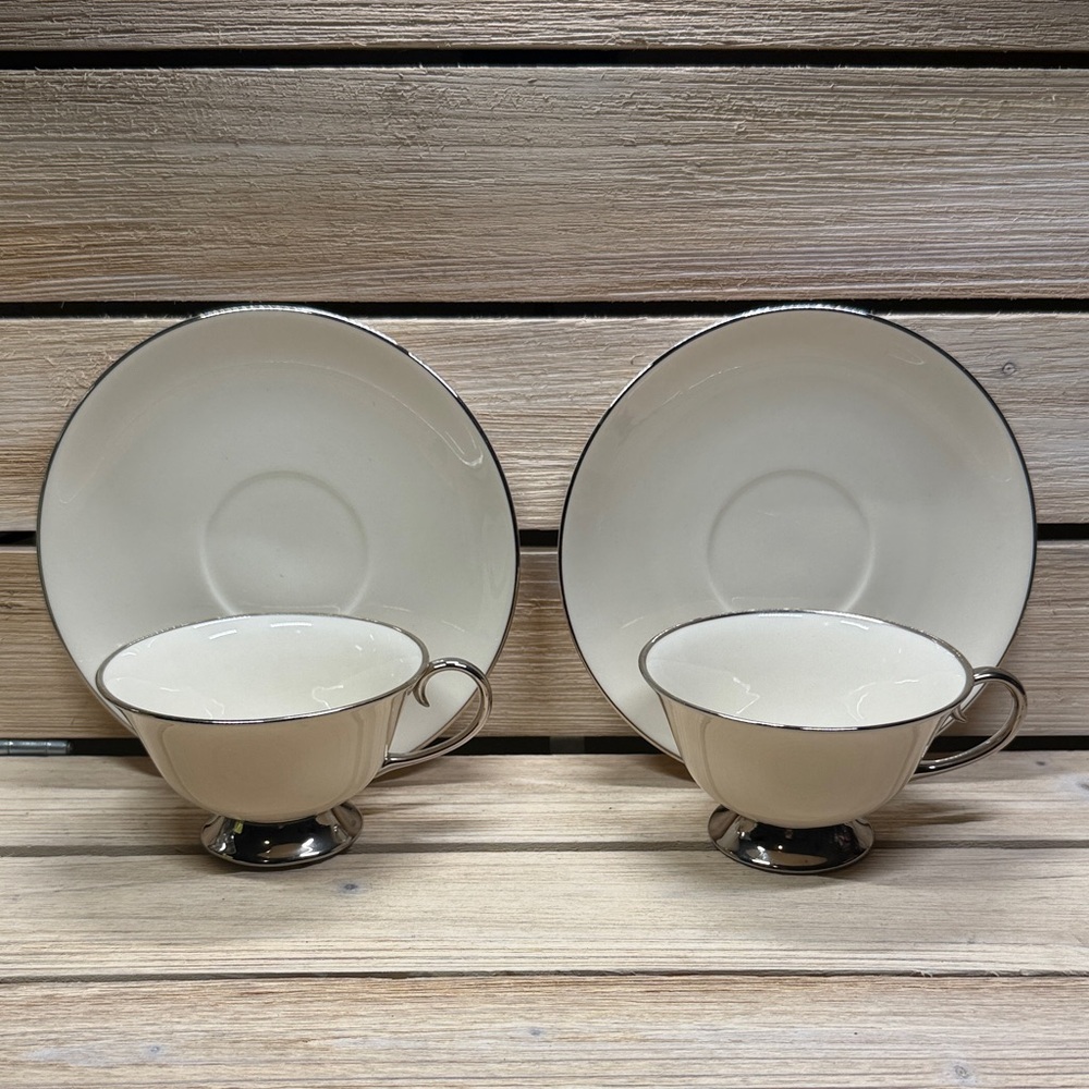 Flintridge Bellmere China Tea Cup & Saucer Set/2 Ivory Platinum